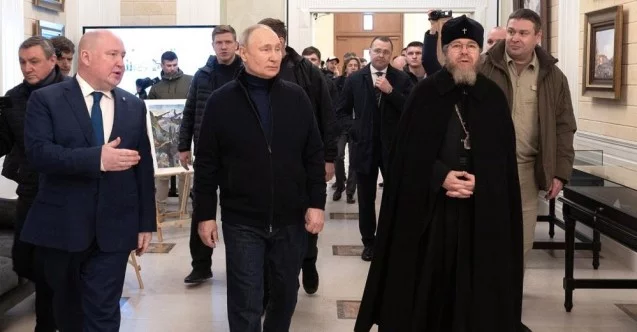 Putin'den ilhakın yıldönümünde Kırım'a ziyaret