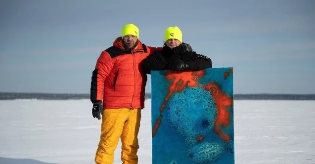 Rusya’da buz tutan denizin altında fotoğraf sergisi