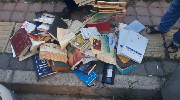 Samsun’da Kur’an ve dini kitaplar çöpe atıldı