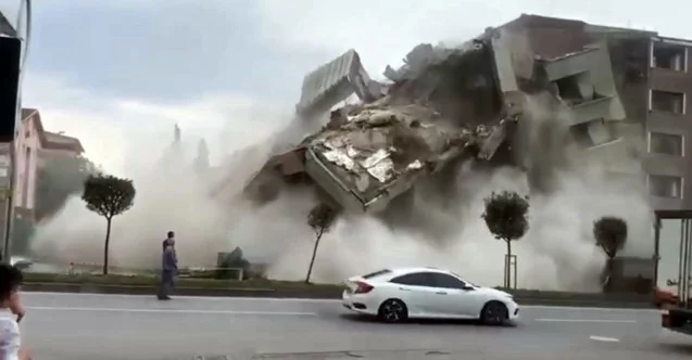 Şehir merkezindeki bina büyük gürültüyle işte böyle yıkıldı