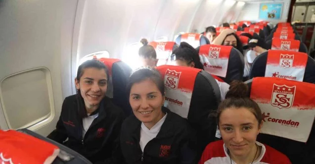 Sivasspor Kadın Futbol Takımı, İzmir’e gitti