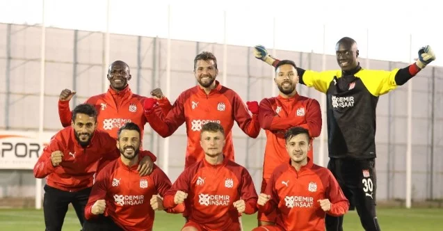 Sivasspor’da 2 futbolcu korona virüse yakalandı