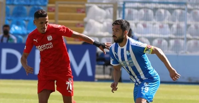 Sivasspor’da Fayçal Fajr ilk resmi maçına çıktı