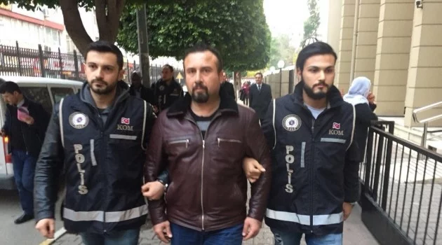 Siyahi ve Türk kalpazan tutuklandı
