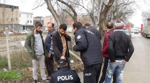 Bursa'da sokak ortasında silahla vurup kaçtı