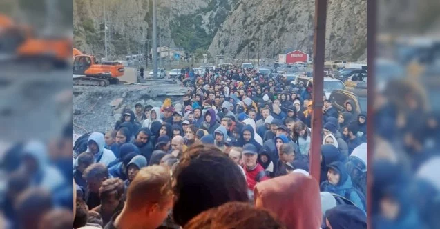 Son 1 haftada Gürcistan-Rusya sınırından 115 bin kişi geçti