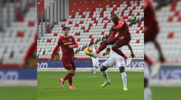 Spor Toto Süper Lig: Antalyaspor: 0 - İstikbal Mobilya Kayserispor: 0 (Maç sonucu)
