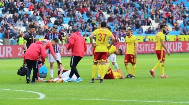 Spor Toto Süper Lig: Trabzonspor: 1 - Evkur Yeni Malatyaspor: 1 (İlk yarı)