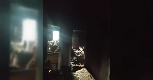 Tarsus’ta 2 ayrı evde çıkan yangın hasara neden oldu