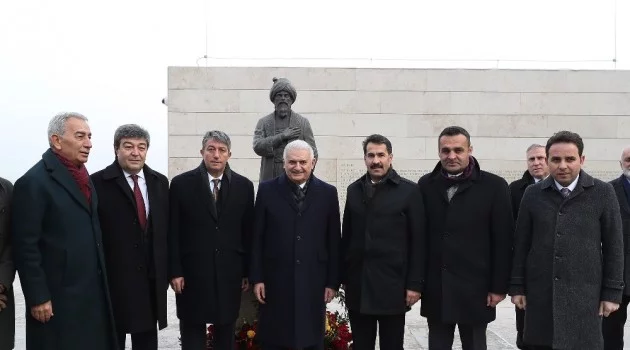 TBMM Başkanı Yıldırım, Macaristan’da Gül Baba Türbesi’ni ziyaret etti
