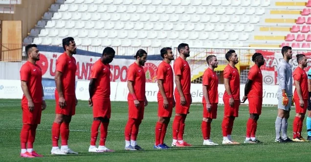 TFF 1. Lig: Ümraniyespor: 1 - İstanbulspor: 3