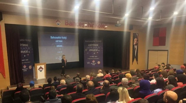 Trabzon’da "Eğitimde Yenilikçilik Zirvesi" düzenlendi