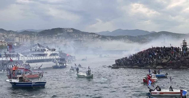 Trabzonspor’un şampiyonluk filosu Faroz Limanı’na ulaştı