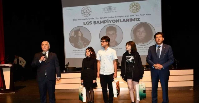 Türkiye birincisi olan Tekirdağlı gençler ödüllendirildi