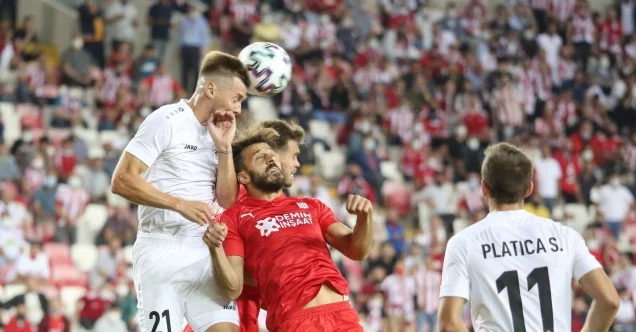 UEFA Avrupa Konferans Ligi: Sivasspor: 0 - Petrocub Hincesti: 0
