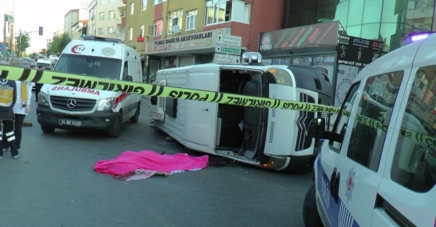 Ümraniye’de 1 kişinin öldüğü 6 kişinin yaralandığı minibüs kazası kamerada