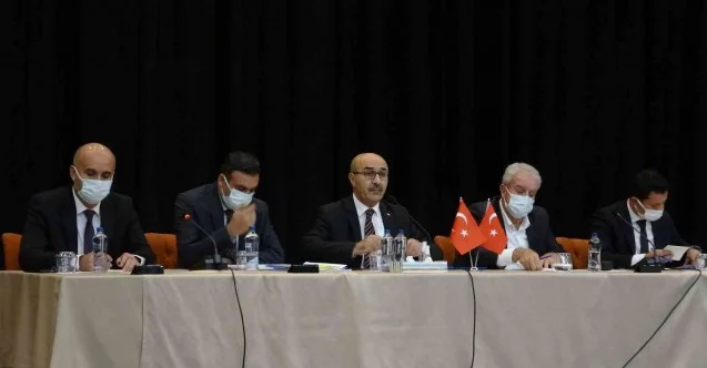 Vali Demirtaş: "Okullarımızda ve okullarımızın çevresinde terör propagandasına müsaade etmeyeceğiz"