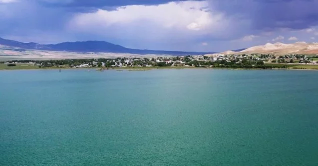 Van’daki depremler sonrası Erçek Gölü’nde gaz çıkışları tespit edildi