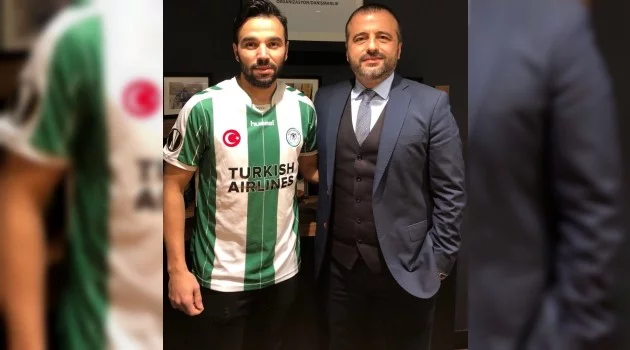 Volkan Şen Atiker Konyaspor formasını giydi