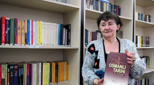 Yunus Emre Enstitüsünden Gürcistan’daki Türkoloji bölümlerine büyük destek