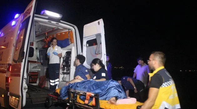 Zeytinburnu sahilden denize atlayan kadın yaralandı