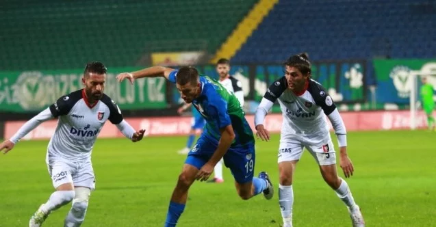 Ziraat Türkiye Kupası: Çaykur Rizespor: 3 - Uşakspor: 0 (İlk yarı)