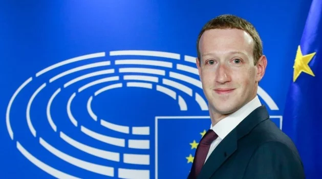 Zuckerberg'dan Facebook krizi hakkındaki sorulara cevap